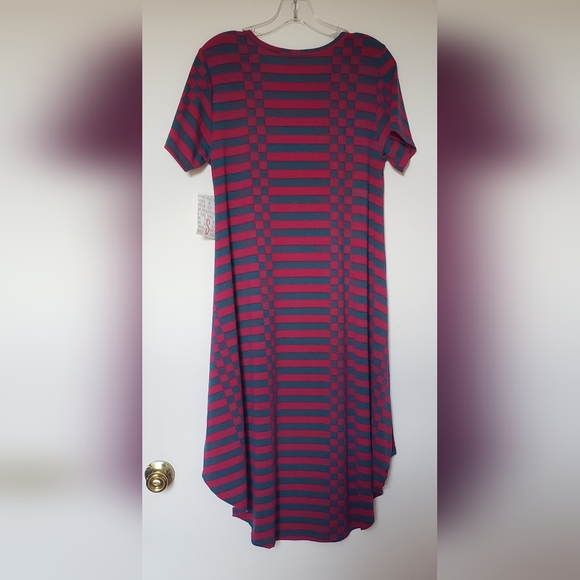 LuLaRoe Carly medium NWT Red Green Colorblock striped dress short sleeves - Picture 2 of 4